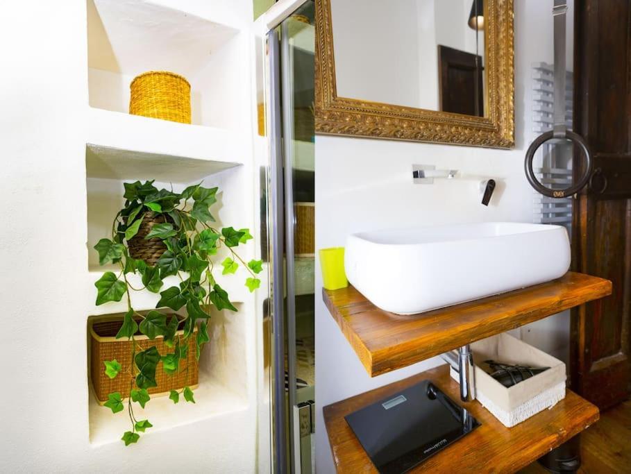 Canonica Attic Apartment Milánó Kültér fotó